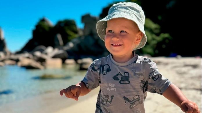 Horor na vysněné dovolené: Vládíka (†2) na pláži zabila medúza