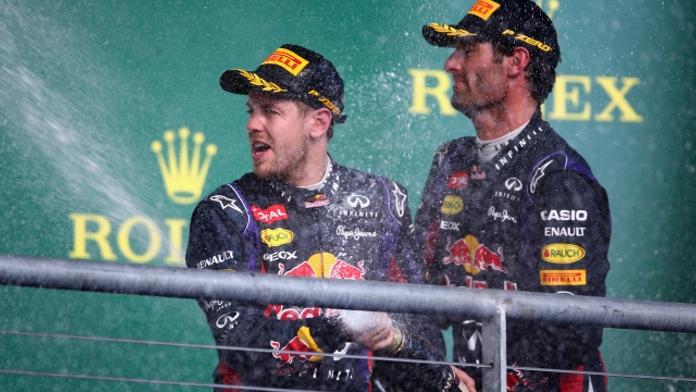 KONEC! Vettel vyhrál i v Brazílii, Webber se loučil na pódiu