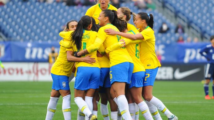 Rozdíl v brazilském fotbalu smazán! Ženy budou pobírat stejný plat jako muži