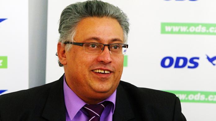ODS postaví proti Rathovi ve volbách Nwelatiho