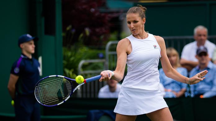 Dvě Češky ve Wimbledonu pokračují do druhého kola, vypadla Bouzková