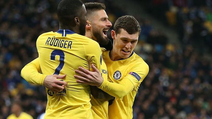 Giroud zničil Dynamo hattrickem! Čech udržel Arsenalu čisté konto