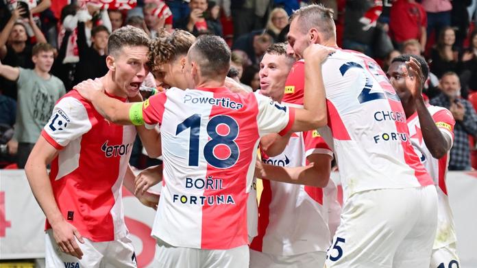 Vládci Prahy jsou z Edenu. Slavia v derby srazila Spartu, padly i dvě červené
