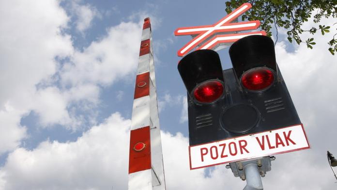 SMRT NA KOLEJÍCH: Vlak zabil INVALIDU na vozíku!
