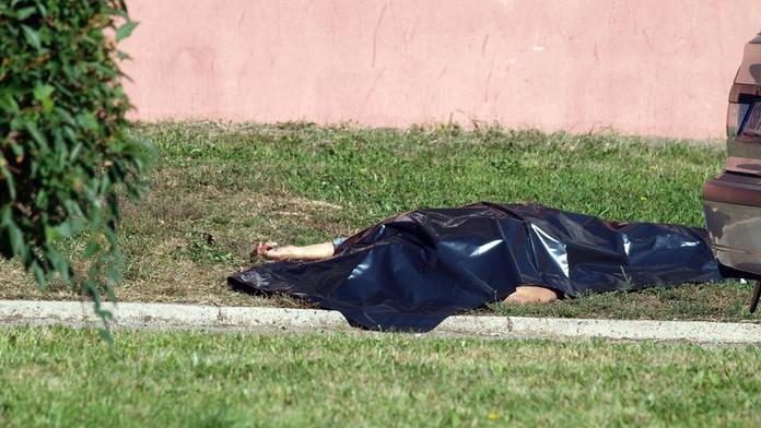 V pražských Řepích sebevrah SKOČIL Z BALKÓNU! Byl na místě mrtvý