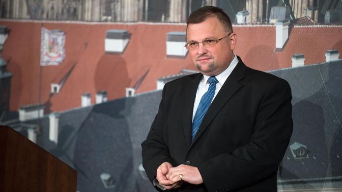 Forejt je v kritickém stavu. Ovčáčkova informace o úmrtí se nepotvrdila
