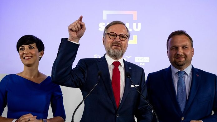 Zemanův stav komplikuje povolební situaci. Fiala o schůzi zatím žádat nebude