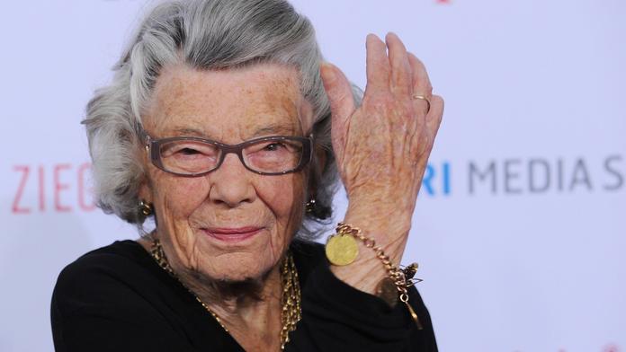 Zemřela Rosamunde Pilcherová (†94), královna červené knihovny!