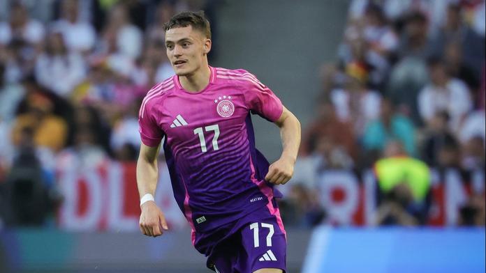Bílý balet chystá přestupovou bombu. Láká šampiona z Leverkusenu