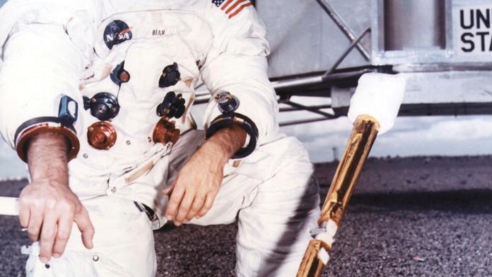 Zemřel čtvrtý muž na Měsíci. Alan Bean byl i úspěšný malíř
