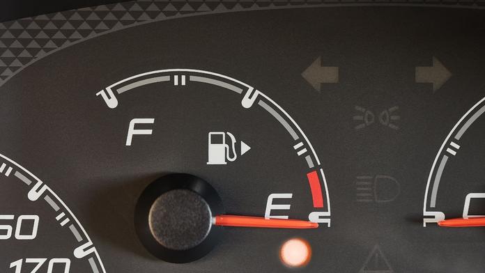 Má vaše auto vyšší spotřebu, než říká výrobce? Myslí si to téměř půlka řidičů