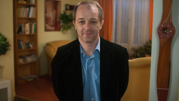 ULICE: Přichází charismatický profesor psychologie Jan Kostka