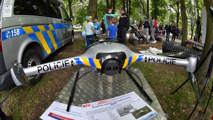 Policie koupila "vychytralé" drony! Stojí dva miliony korun