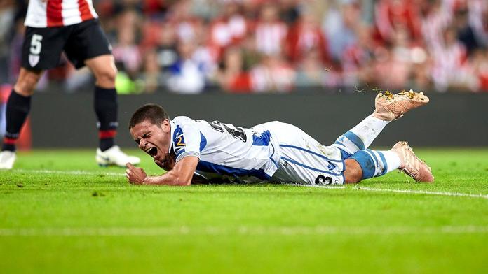 Kolaps fotbalisty! Po mozkové příhodě skončil v nemocnici!