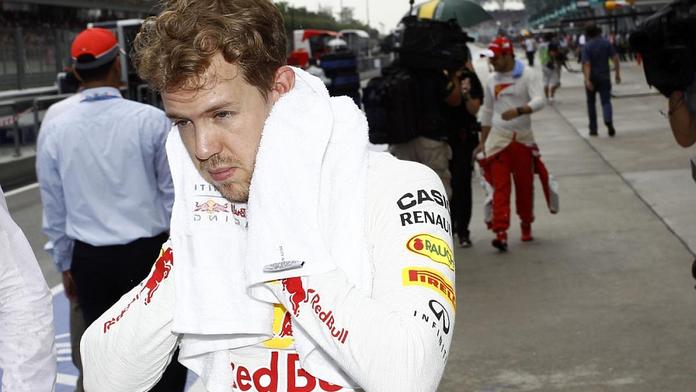 Vettel se osobně omluvil za Malajsii všem členům týmu Red Bull
