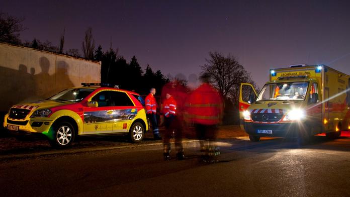 Neštěstí na Štědrý večer: Mladík vykrvácel před zraky své rodiny