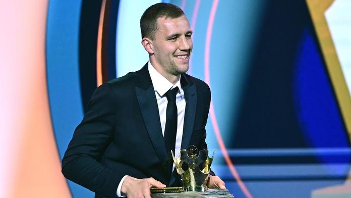 Souček jako Nedvěd. Záložník West Hamu je opět fotbalistou roku