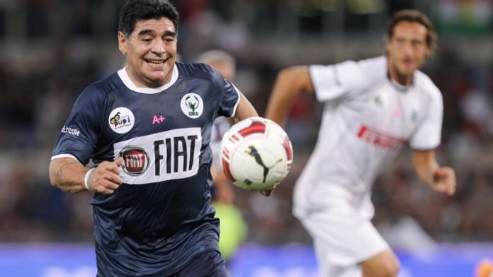 Diego Maradona podstoupil operaci mozku, cítí se dobře