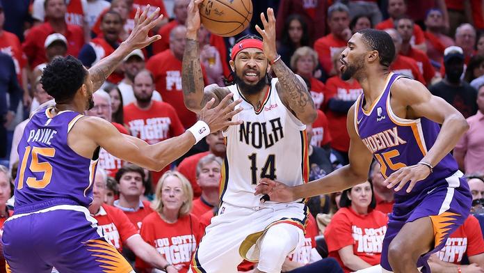 Phoenix opět prohrál s Pelicans. Denver proti Golden State odvrátil mečbol
