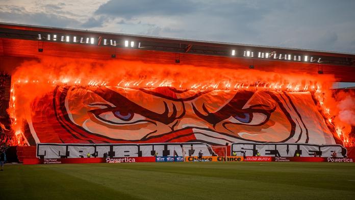 Slavia mile potěšila fanoušky. Na Evropskou ligu nastavila dostupné ceny