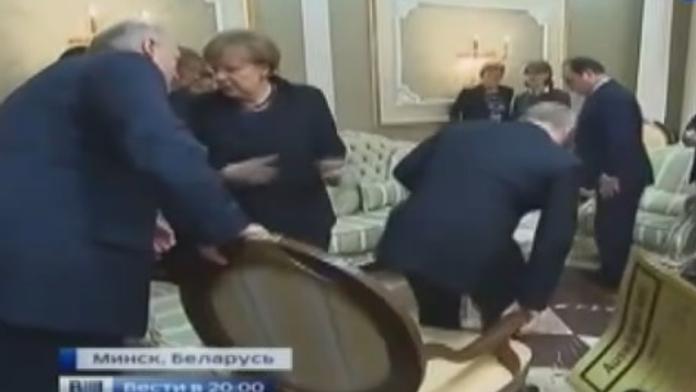 VTIPNÉ VIDEO: Lukašenko uhýbal Putinovi židlí jako ve třetí třídě!