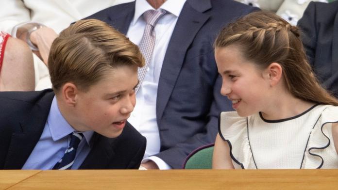 Princ George a princezna Charlotte na finále Wimbledonu