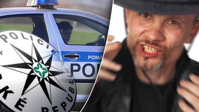 Nebezpečná práce policistů! Agresivní opilec se zakousl do vysílačky