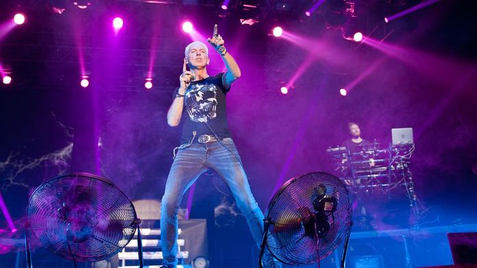 OBRAZEM: Legendární Scooter předvedl svou show v Praze!