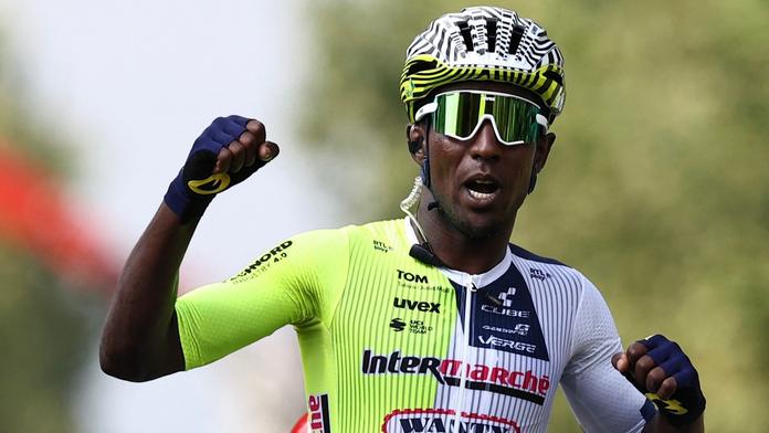 Historický úspěch pro Afriku. 3. etapu Tour de France vyhrál Eritrejec Girmay