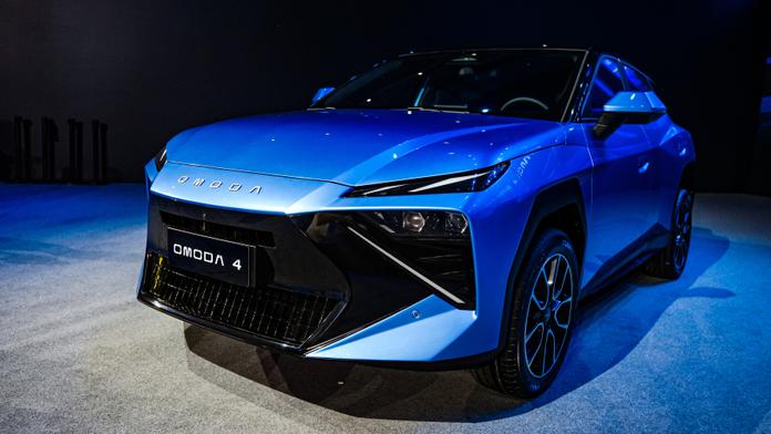 Omoda 4