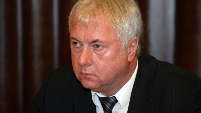 Soukromé univerzitě hrozí krach, rektor si koupil byty za 10 milionů!