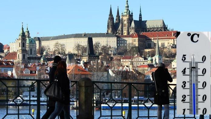 Teplé počasí vydrží, teploty pod nulu klesnou nejdříve o víkendu