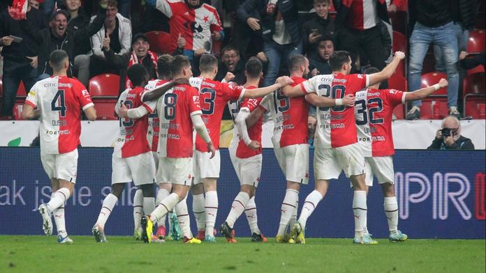 Slavia v derby znemožnila Spartu. Už v prvním poločase jí nasázela čtyři góly