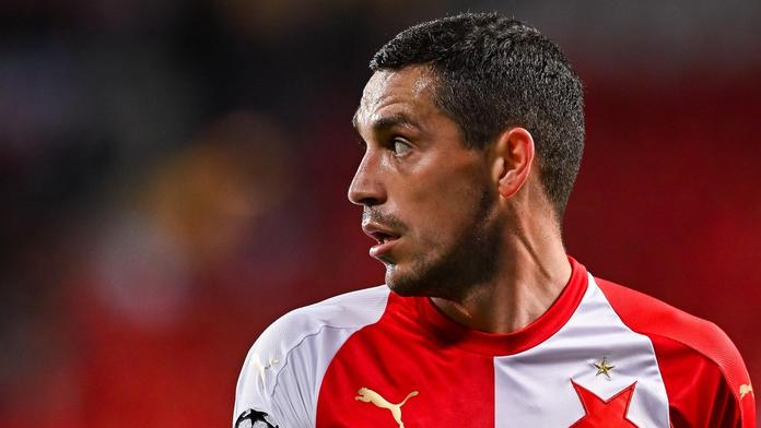 Návrat do Slavie padá. Stanciu si poprvé vyzkouší elitní evropskou ligu