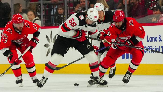 Vybojuje si Carolina mečbol? Sledujte zápas proti Devils na Nova Sport 1