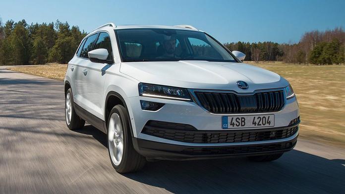 Škoda Karoq (zatím) nebude pod půl milionu! Ale už byla v akci...