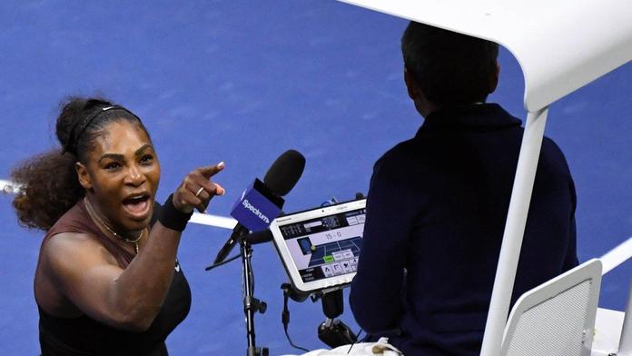Běsnící Serena: Bombardovala rozhodčího, řekla mu, že je zloděj!