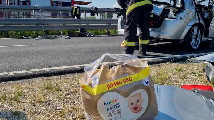 Rodina jela na dovolenou do Chorvatska. Tragickou nehodu přežilo jen batole