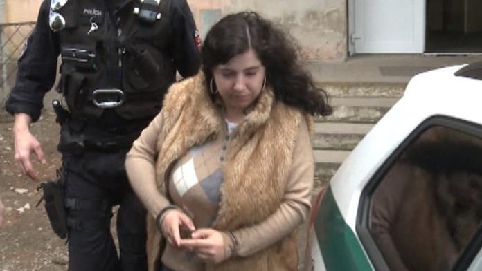 Rodiče natáčeli porno se svými dětmi! Nejvíc to odnesla dcerka (3)