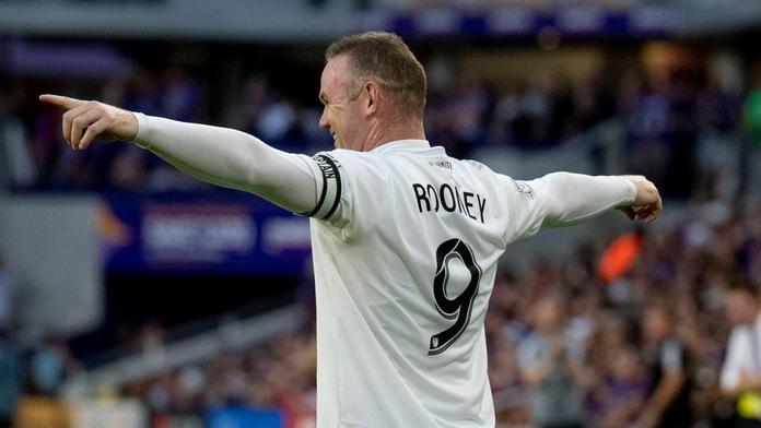 Báječné góly v MLS: Rooney jako Poborský, Zlatan jako Panenka!