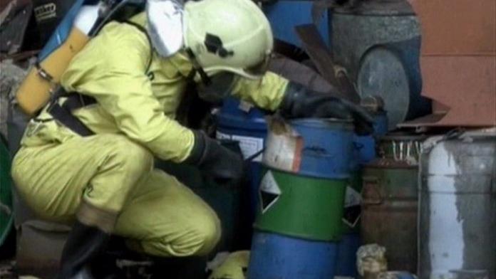 Ekologická bomba: ve skladu tikají tuny nebezpečných chemikálií