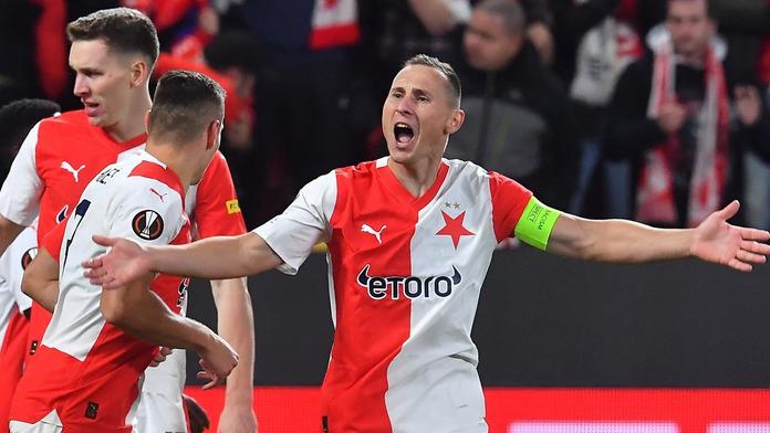 Dobrá zpráva pro fanoušky Slavie. Kapitán Bořil v Edenu prodloužil smlouvu