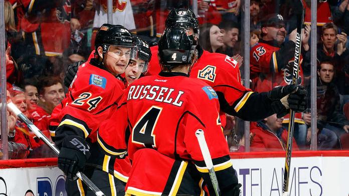 Hudler byl u všeho a Calgary ničilo Carolinu. Montreal zase padl