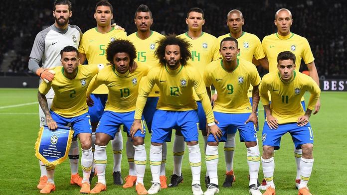 Čechy zklamala další hvězda, Brazilci oznámili změnu nominace