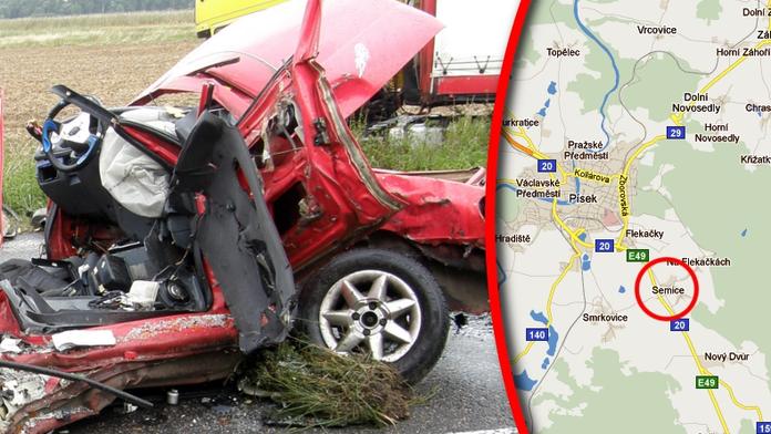 Hrůzná nehoda 4 aut: 1 mrtvý 7 raněných, silnice na Písek uzavřena