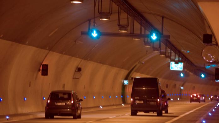 Tunel Hřebeč u Svitav je uzavřen! Řidiči jezdí nebezpečnými serpentýnami