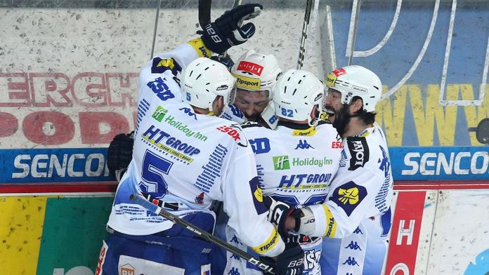 Tlustý řádil v dresu Kladna, Sobotka s Červenkou táhli Slavii