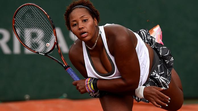Dívka, která boří mýty. Na French Open zářil americký "Metráček"