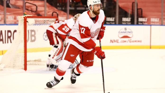 Hronek mezi legendami Red Wings? Má šanci dohnat učitele i megahvězdu