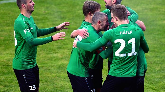 Jablonci se po prohře vzdálilo druhé místo, Příbram živí naději